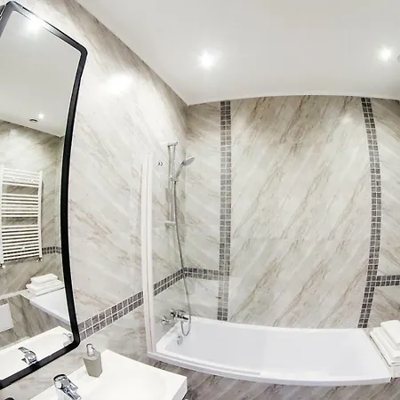Great Apartment Near Unic Shopping Center Chisinau Exterior photo