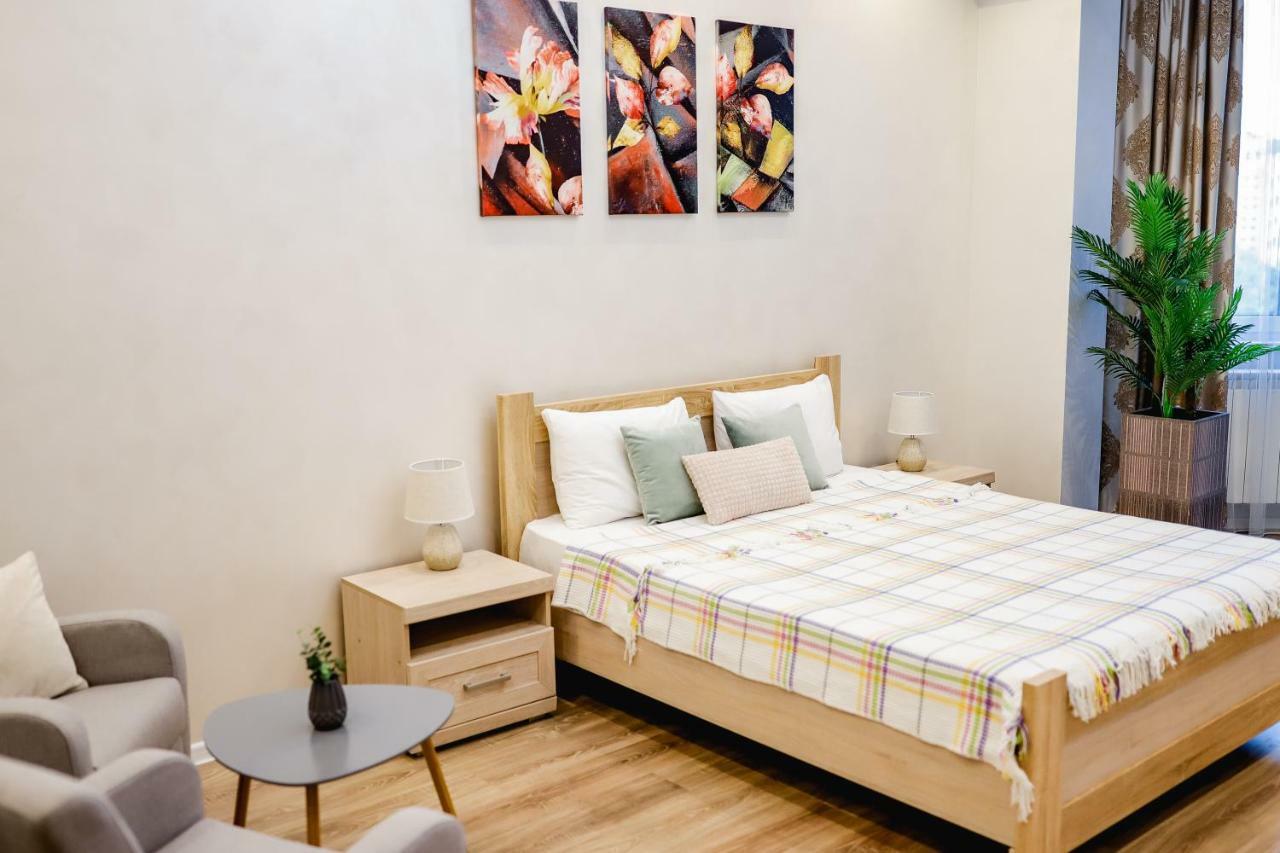 Apartment Great Near Unic Shopping Center